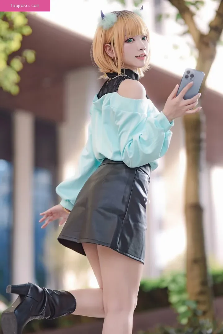 sakuracyan_