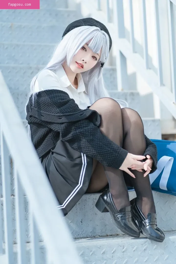 sakuracyan_