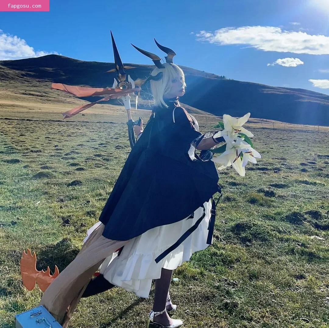 sakuracyan_