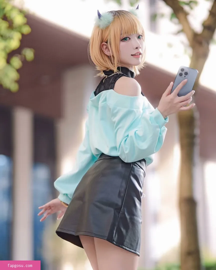 sakuracyan_