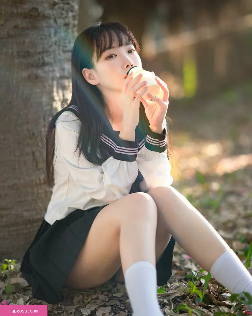 sakuracyan_