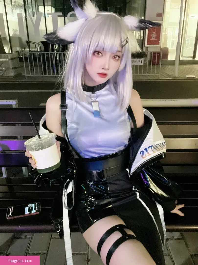 sakuracyan_