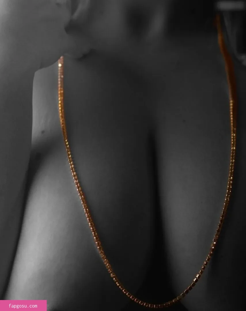 Sarahfahr9
