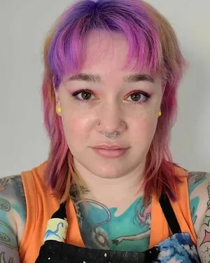 sarahjsaint content