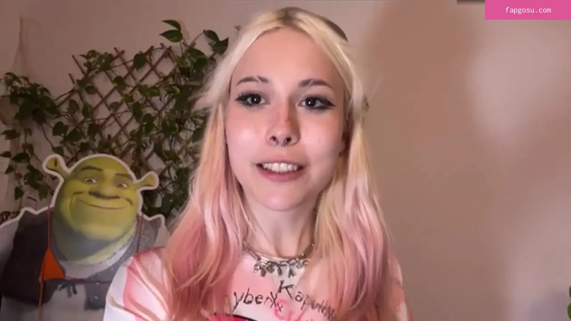 Sarahtoninx9_