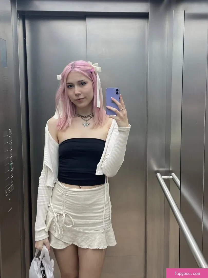 Sarahtoninx9_