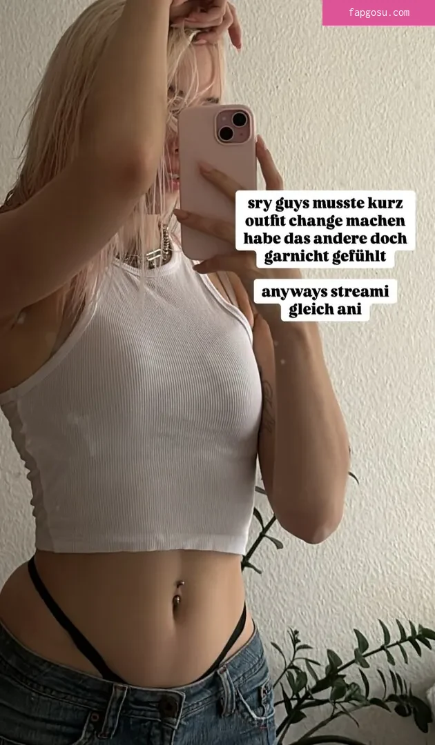 Sarahtoninx9_