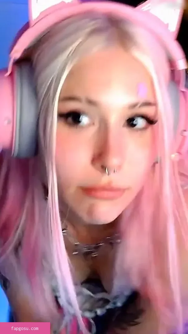Sarahtoninx9_