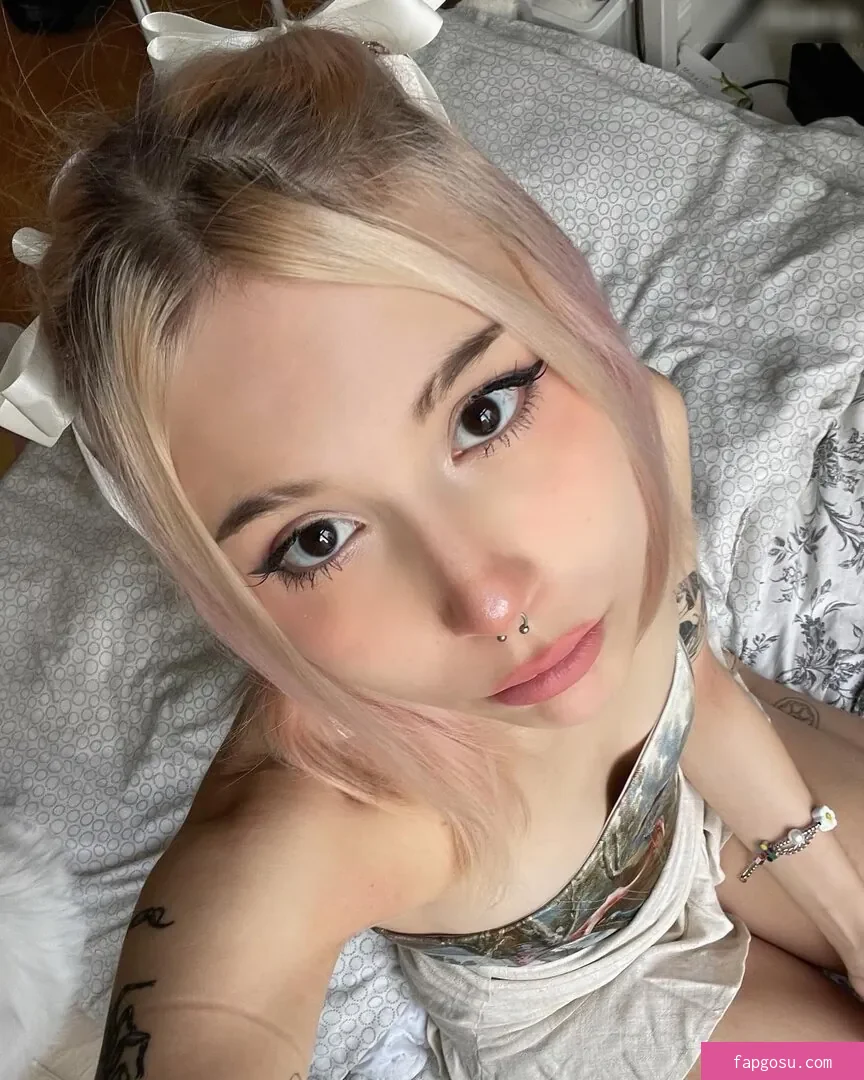 Sarahtoninx9_