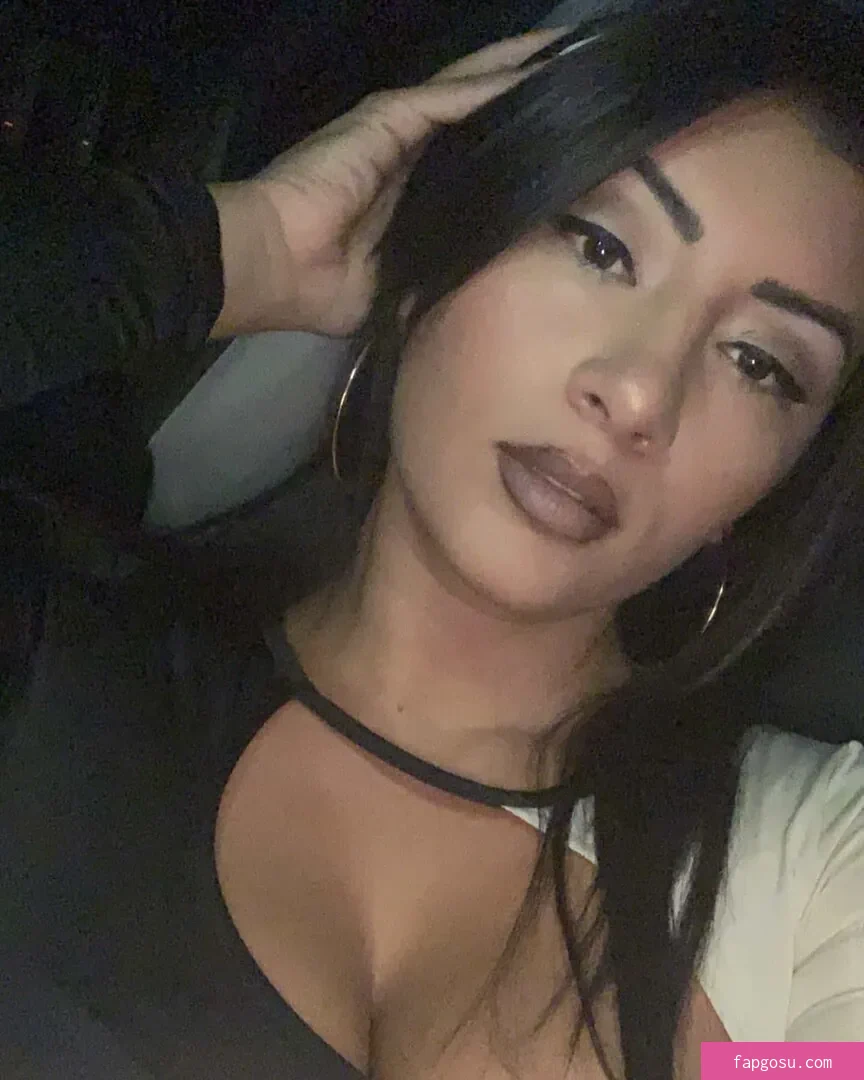 Selena Adams