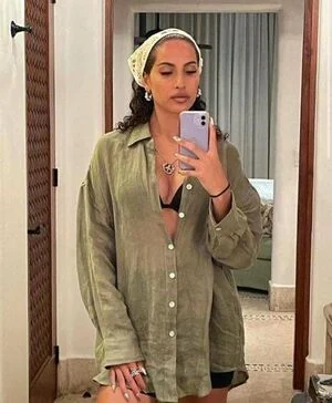 Snoh Aalegra content