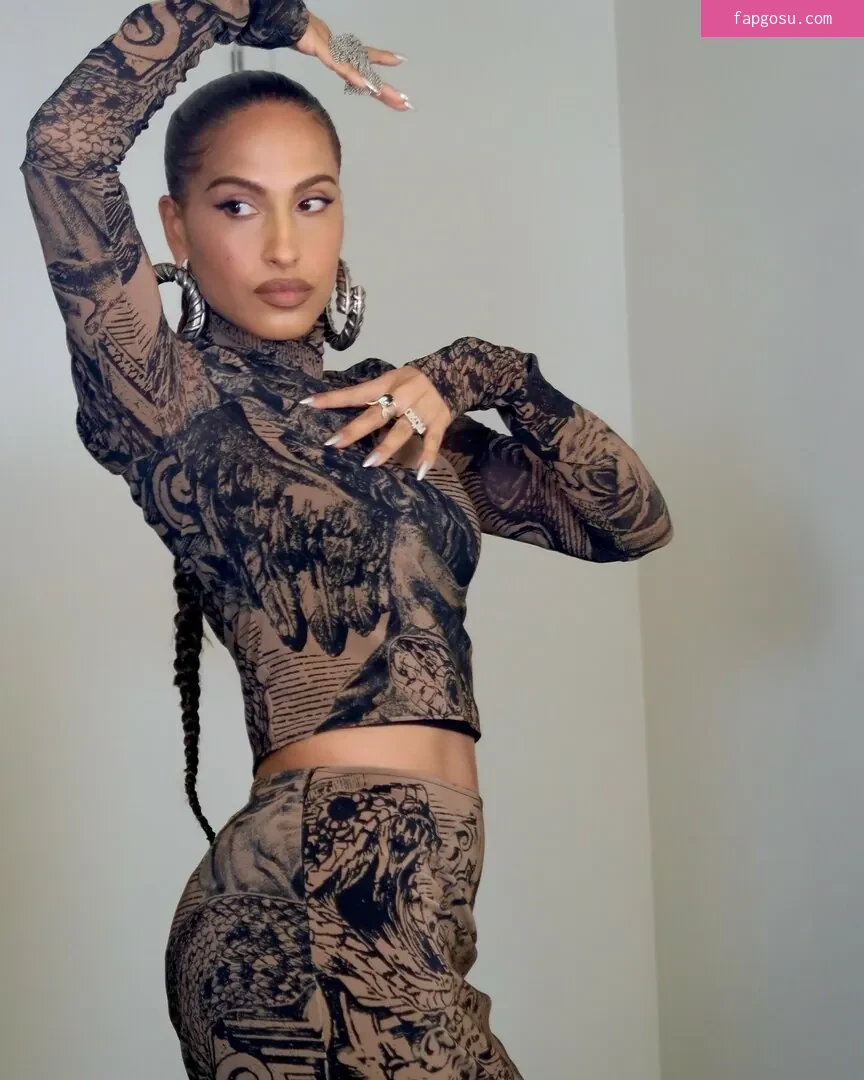 Snoh Aalegra
