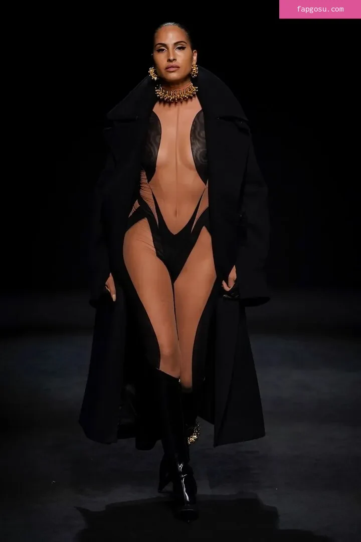 Snoh Aalegra