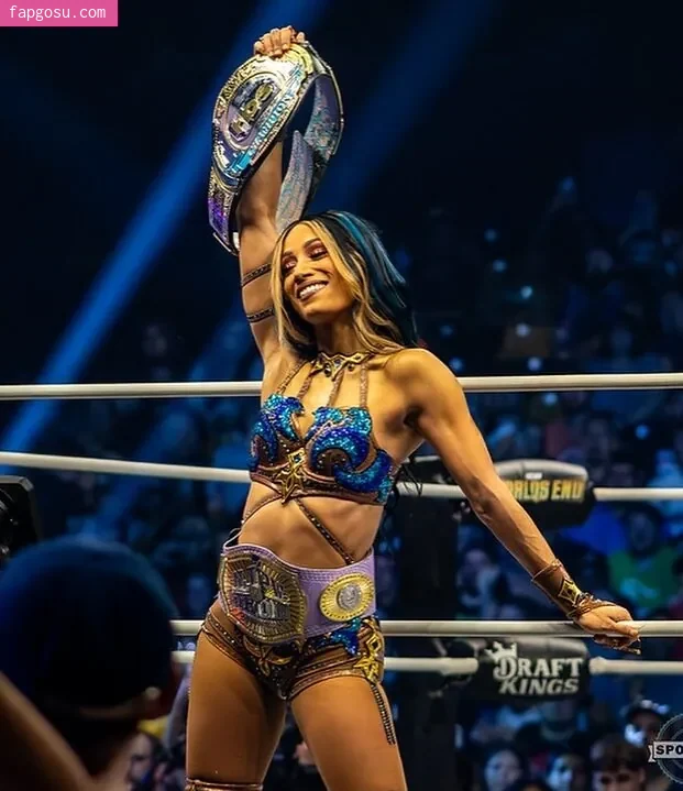 Sasha Banks