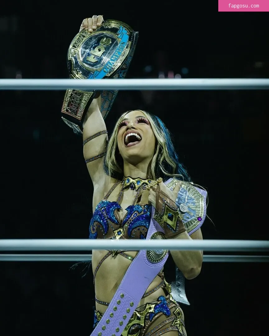Sasha Banks