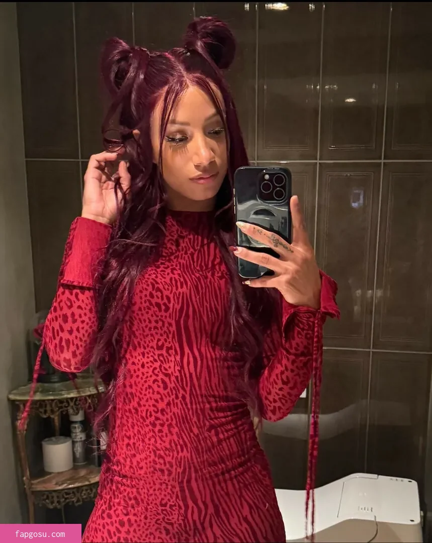 Sasha Banks