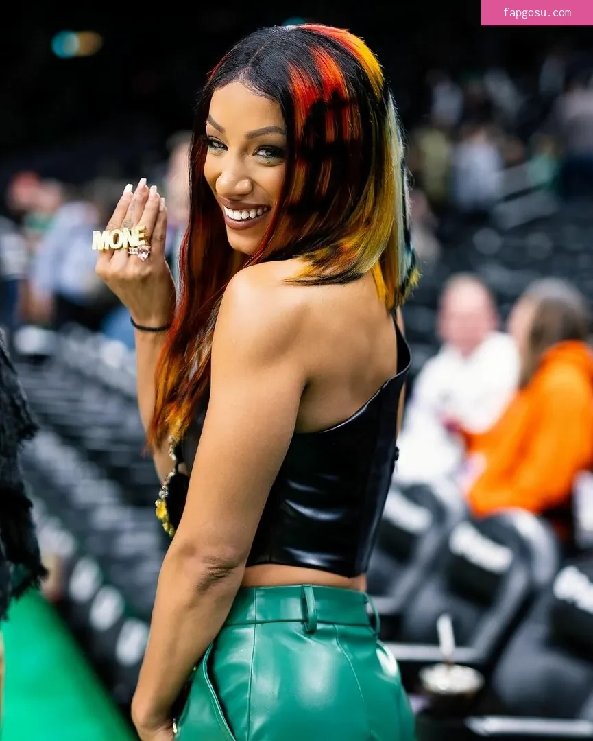 Sasha Banks