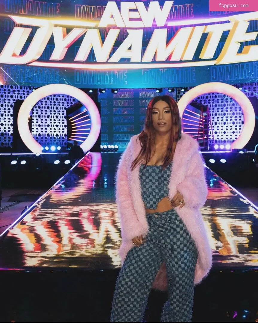 Sasha Banks