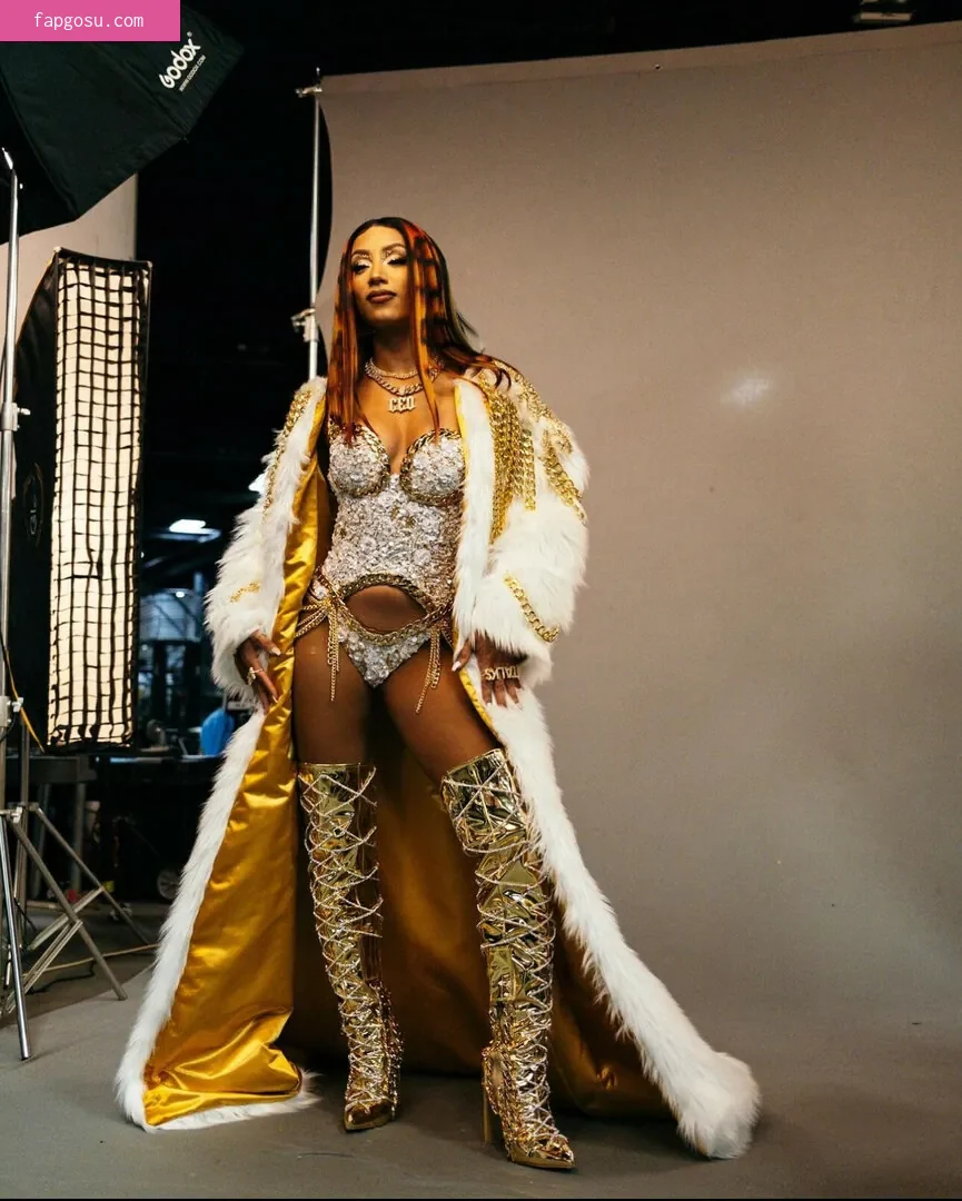 Sasha Banks