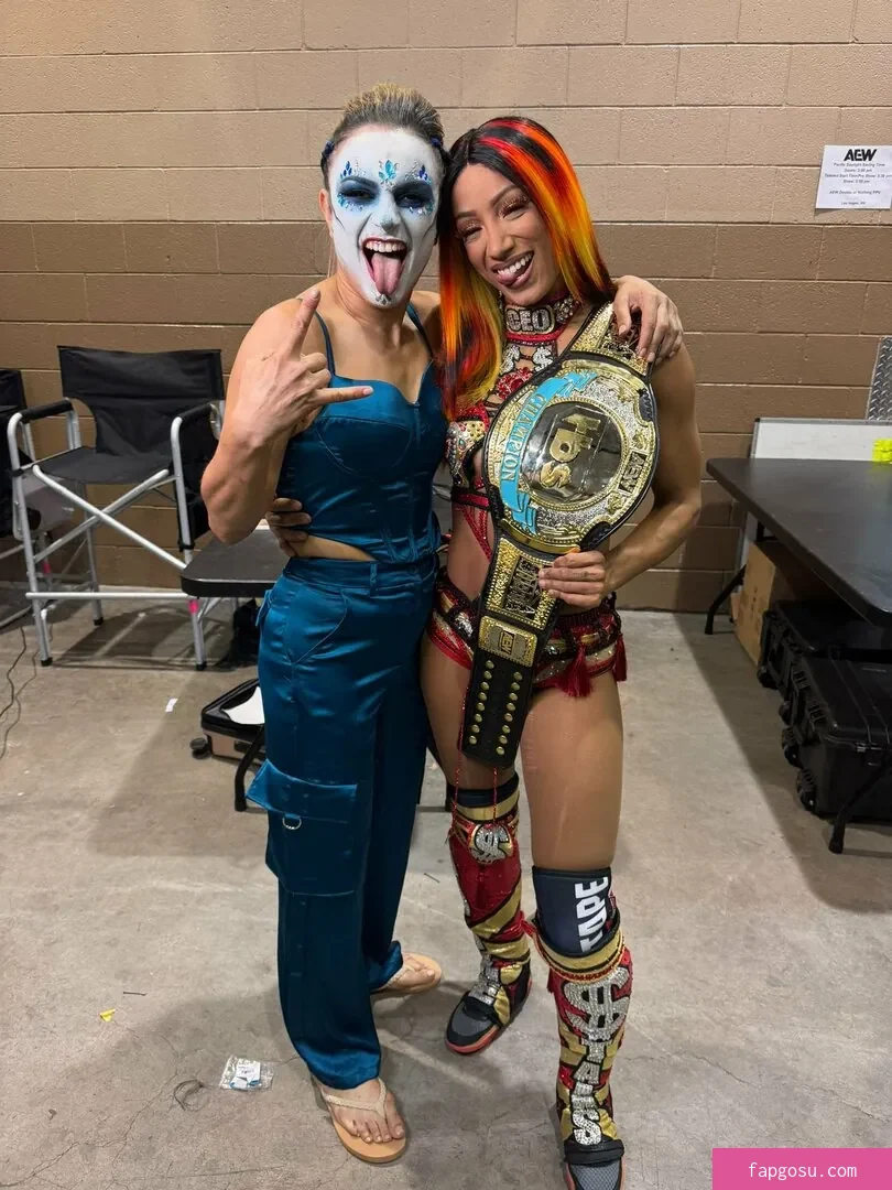Sasha Banks
