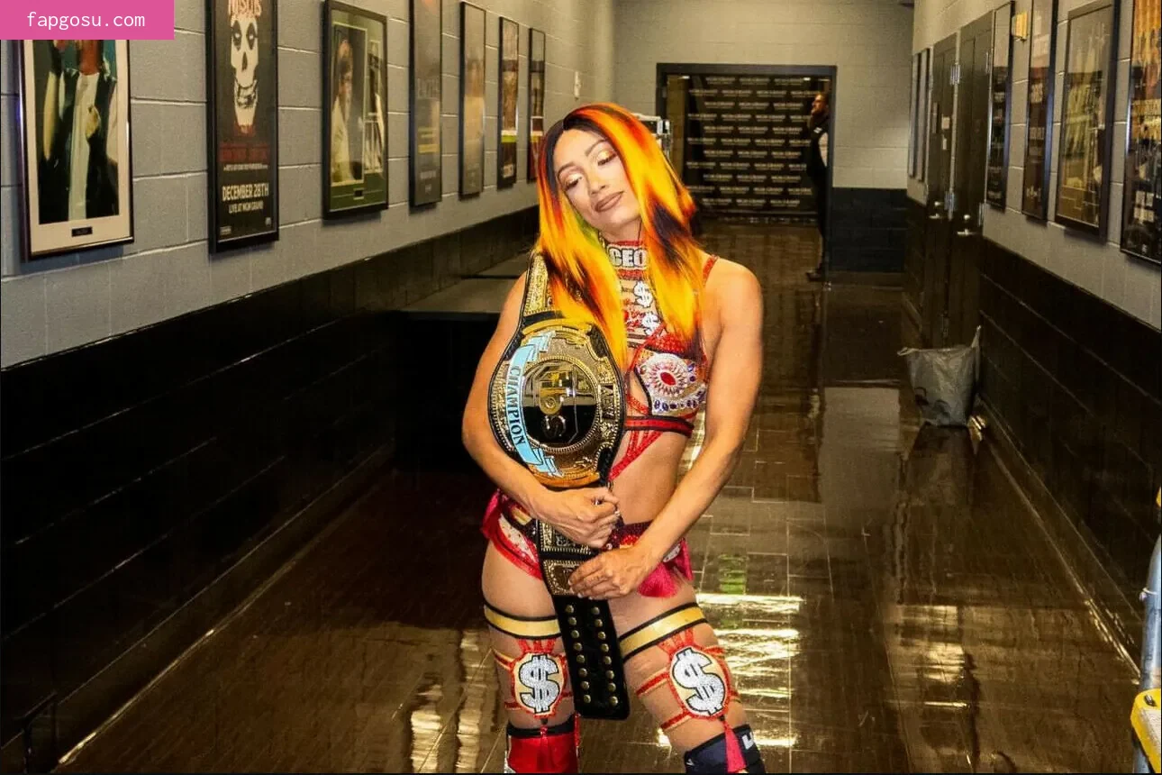 Sasha Banks