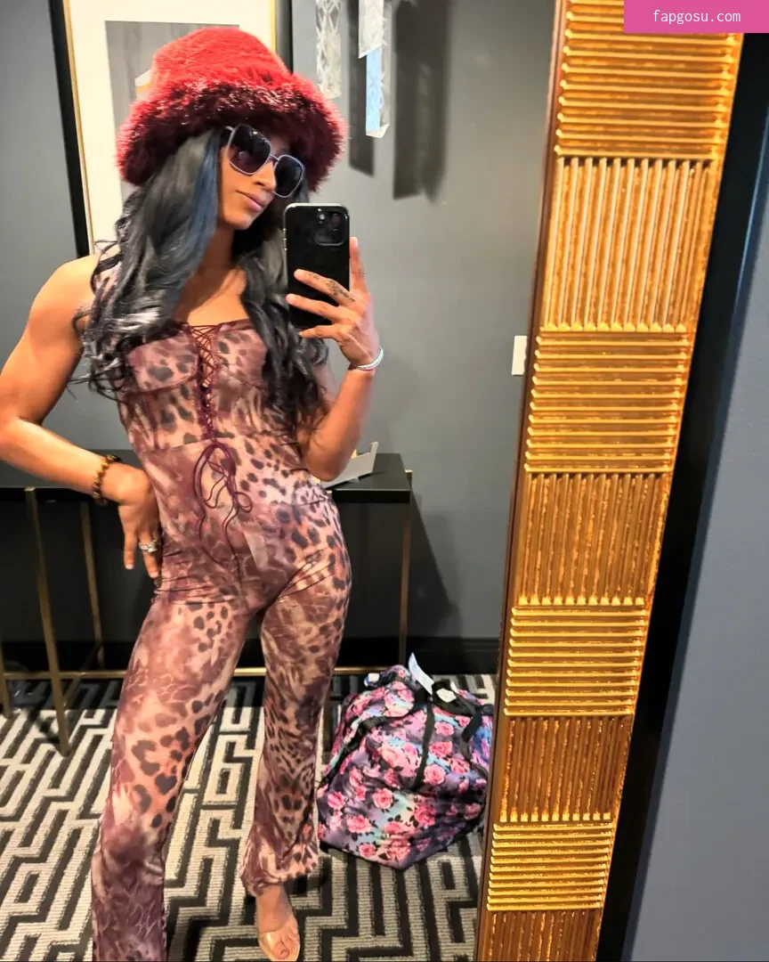 Sasha Banks