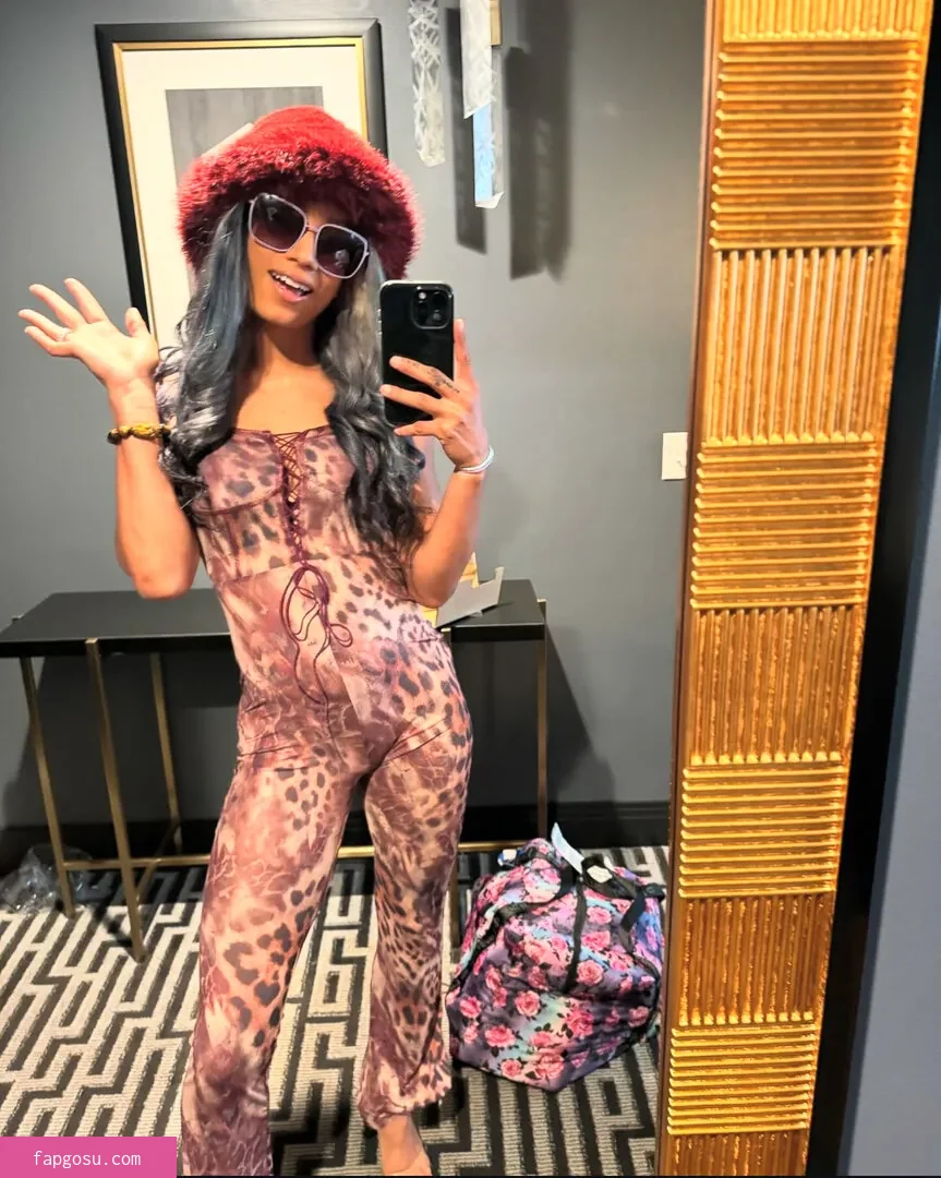 Sasha Banks