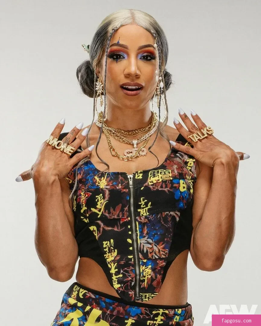 Sasha Banks
