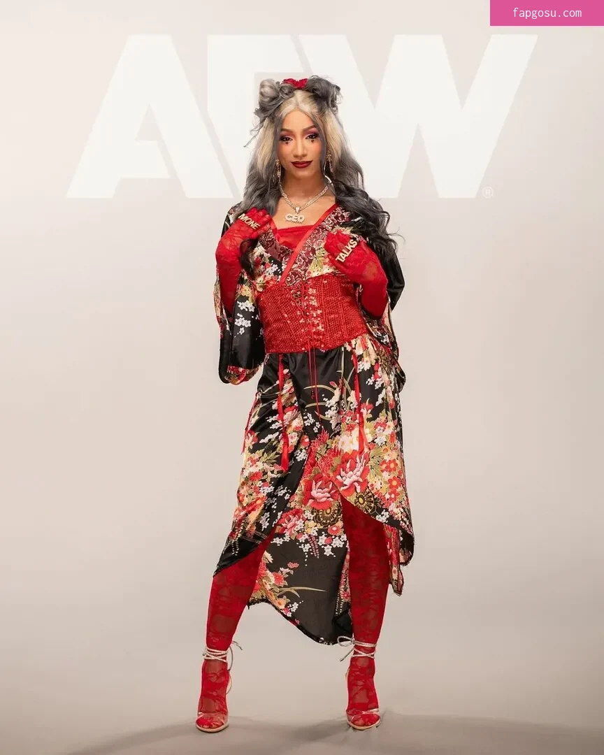 Sasha Banks