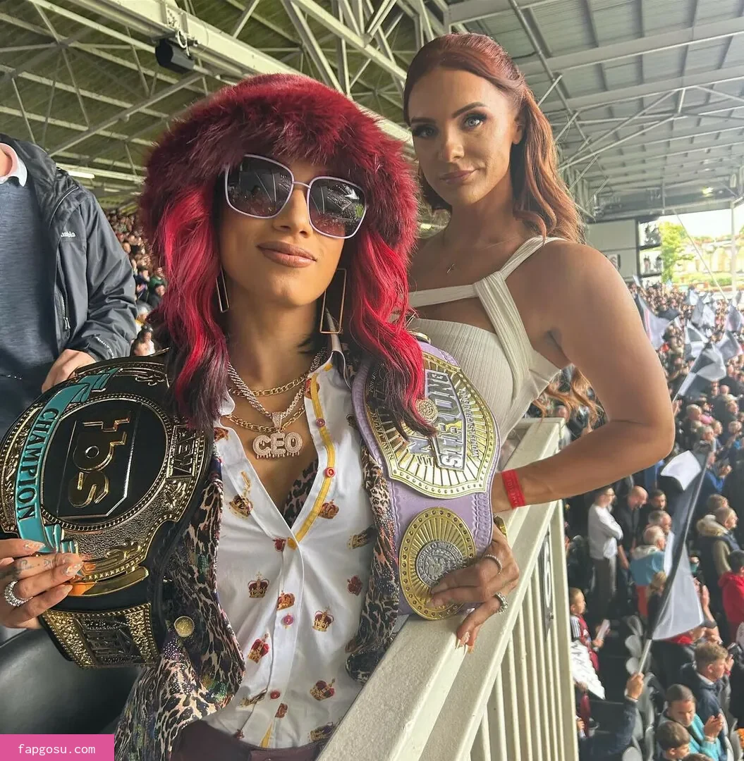Sasha Banks