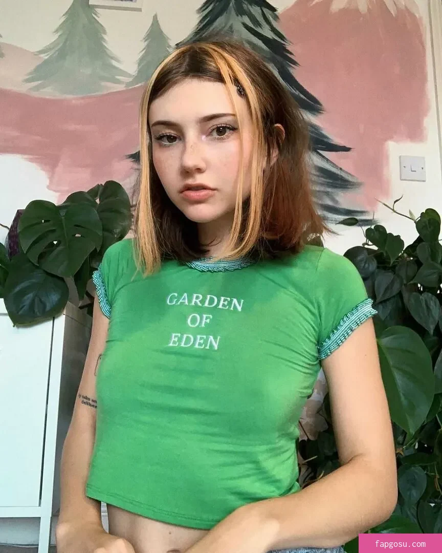 Savannah Brown