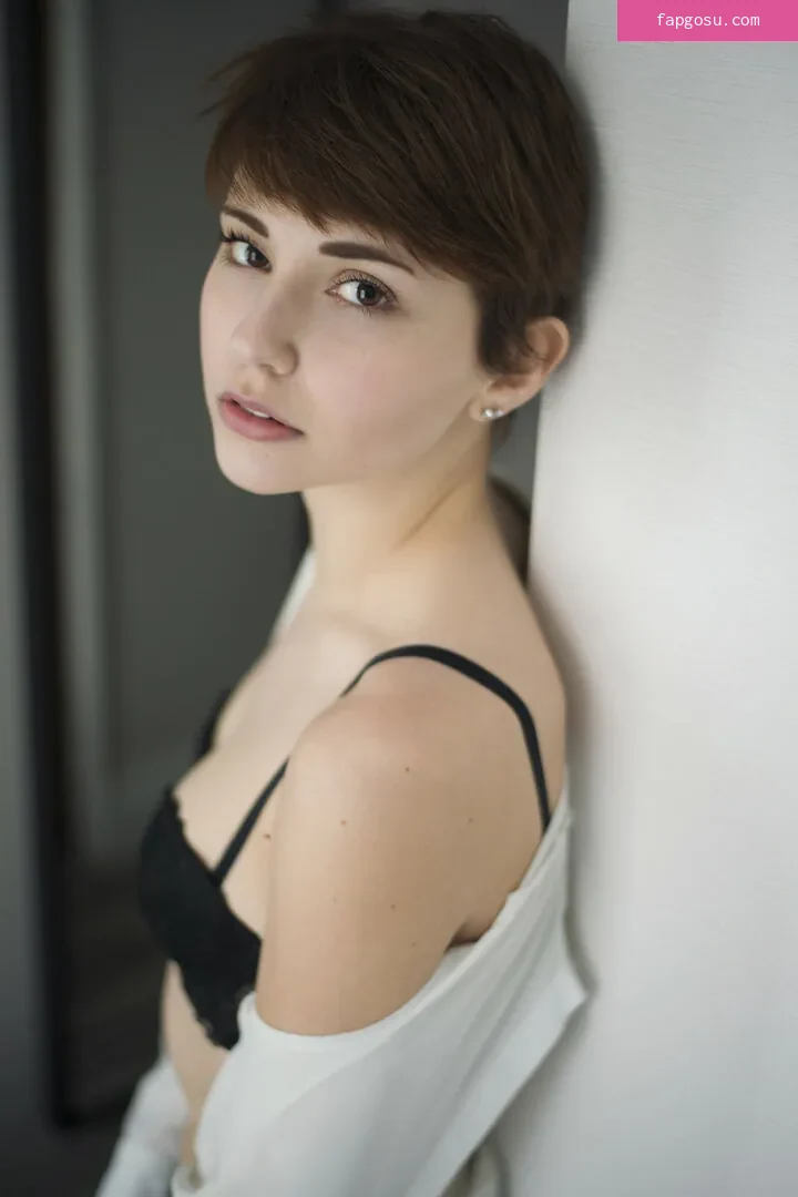 Savannah Brown