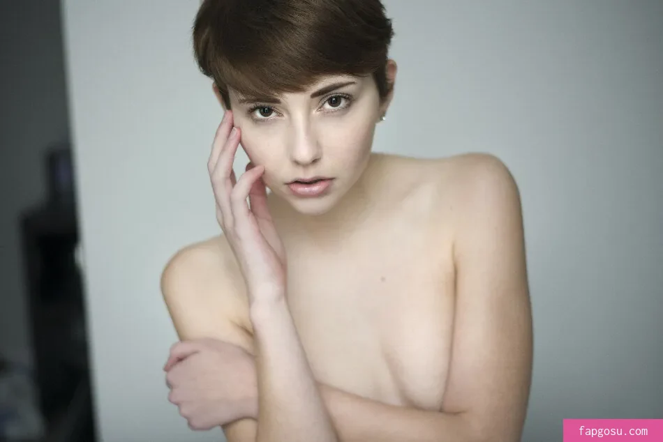 Savannah Brown