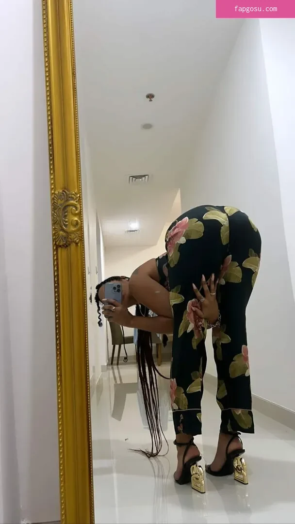 Secret_bombshell Kriz
