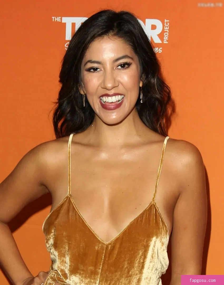 Stephanie Beatriz