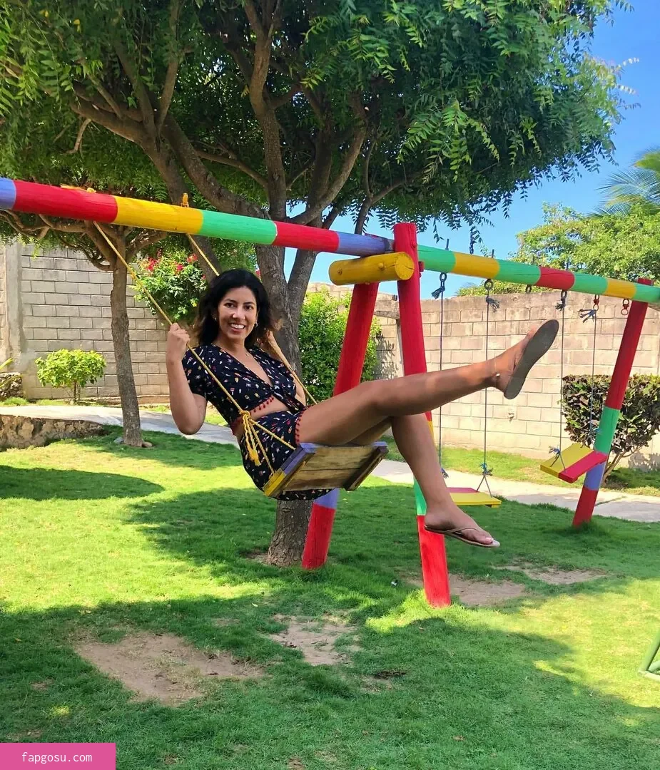 Stephanie Beatriz