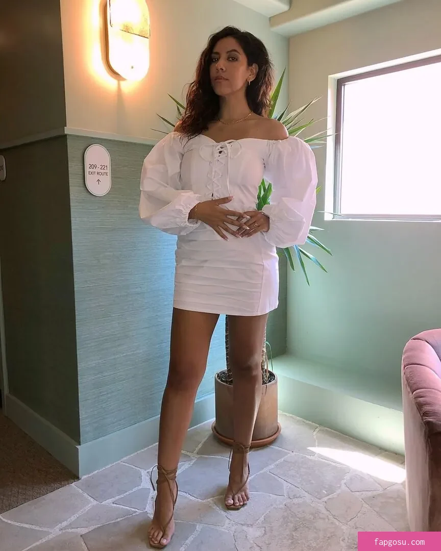 Stephanie Beatriz