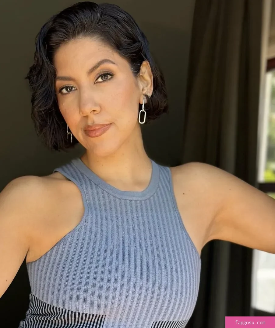 Stephanie Beatriz