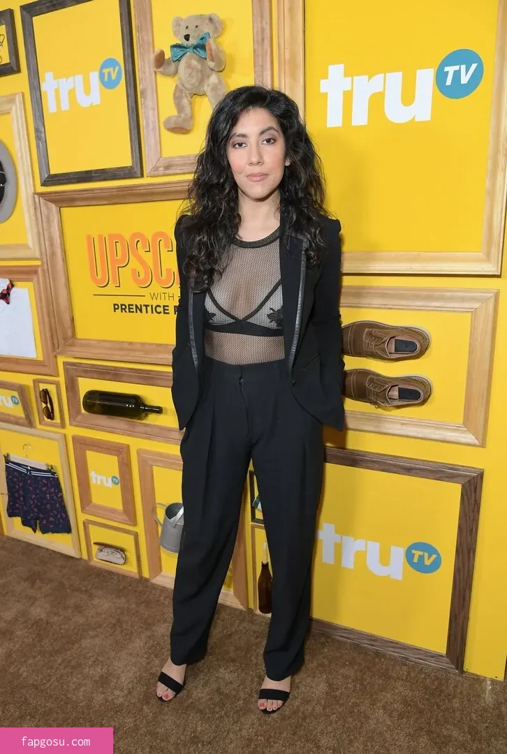 Stephanie Beatriz