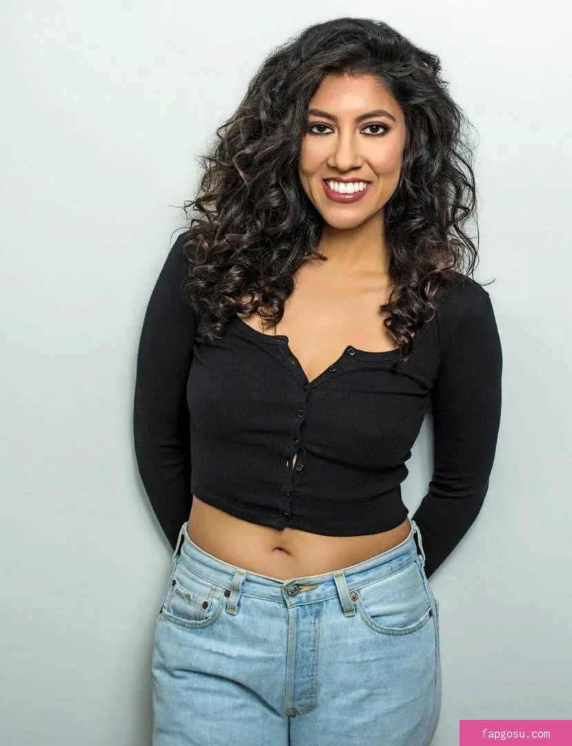 Stephanie Beatriz