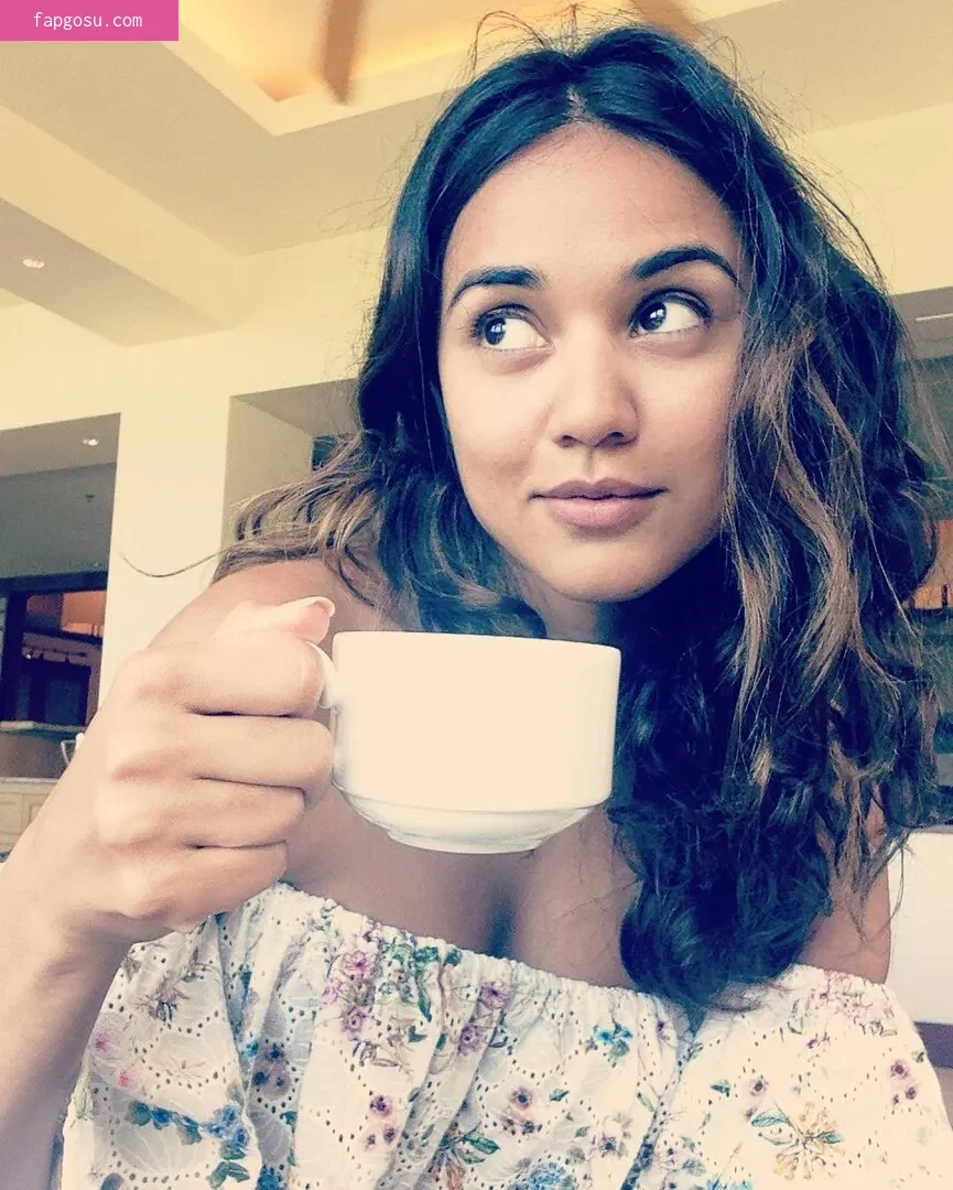 Summer Bishil