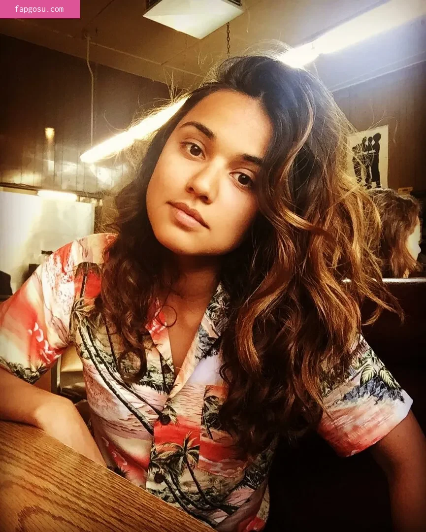 Summer Bishil