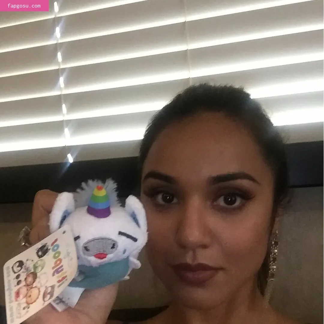 Summer Bishil