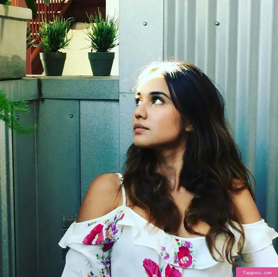 Summer Bishil