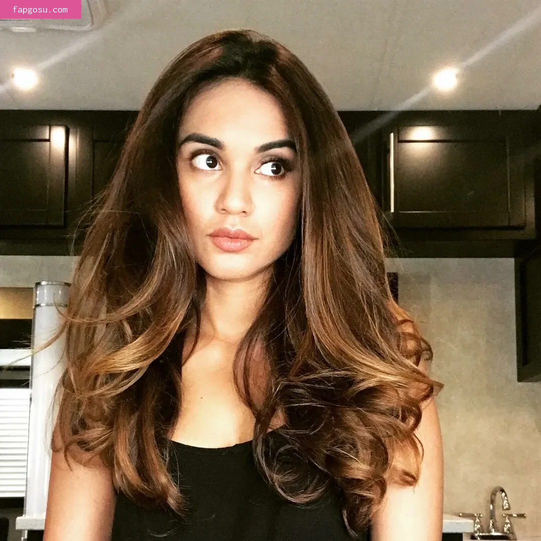 Summer Bishil
