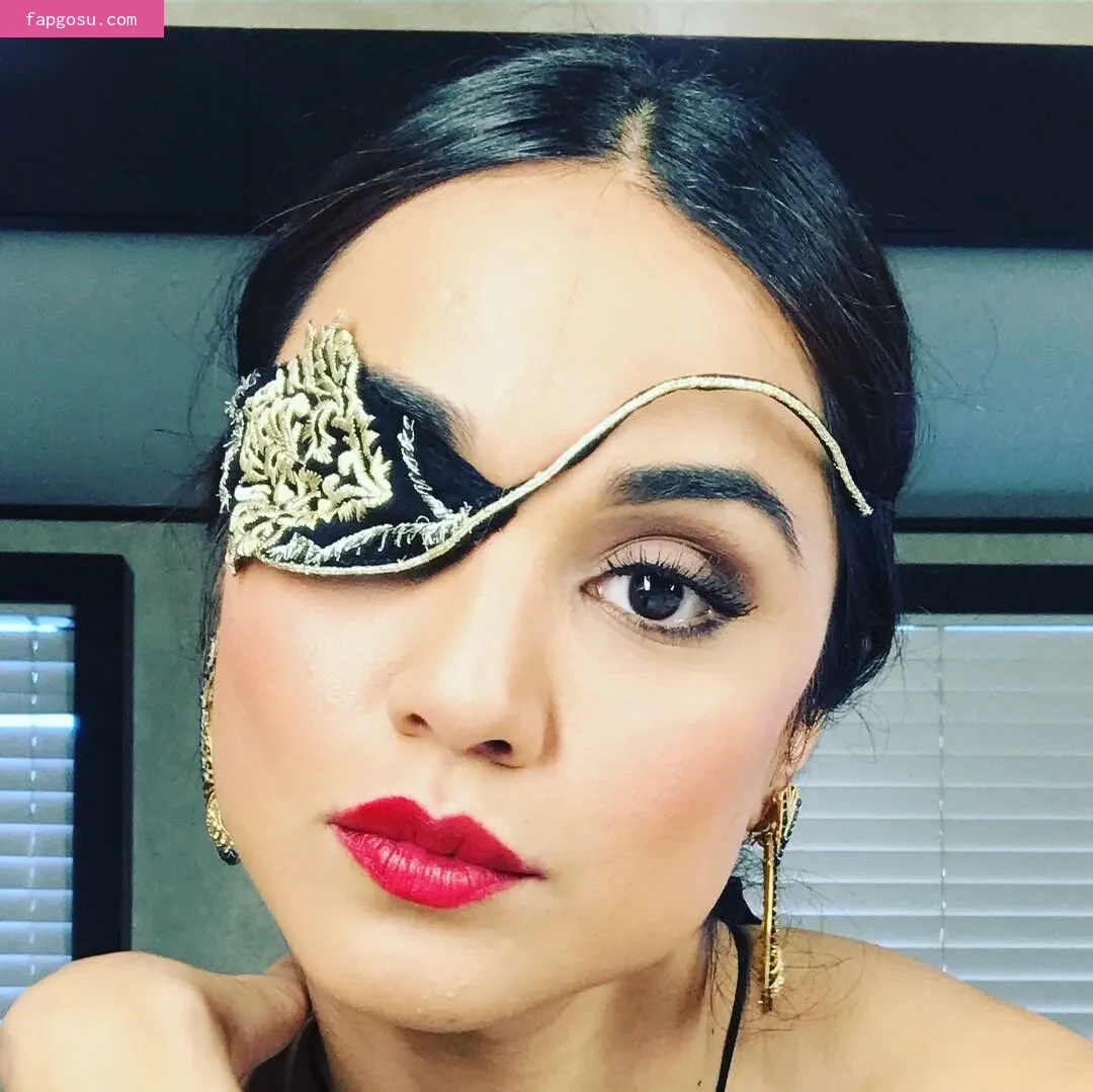 Summer Bishil