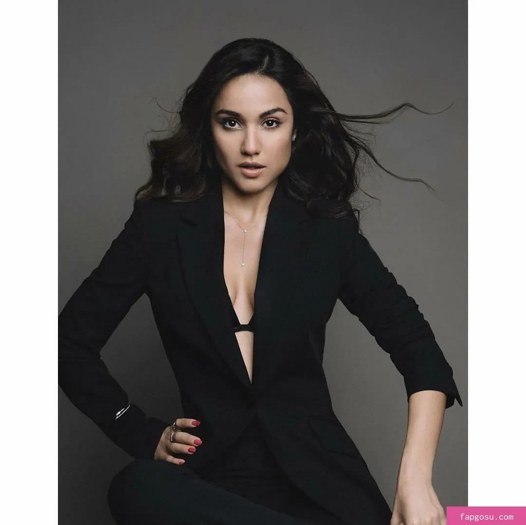Summer Bishil