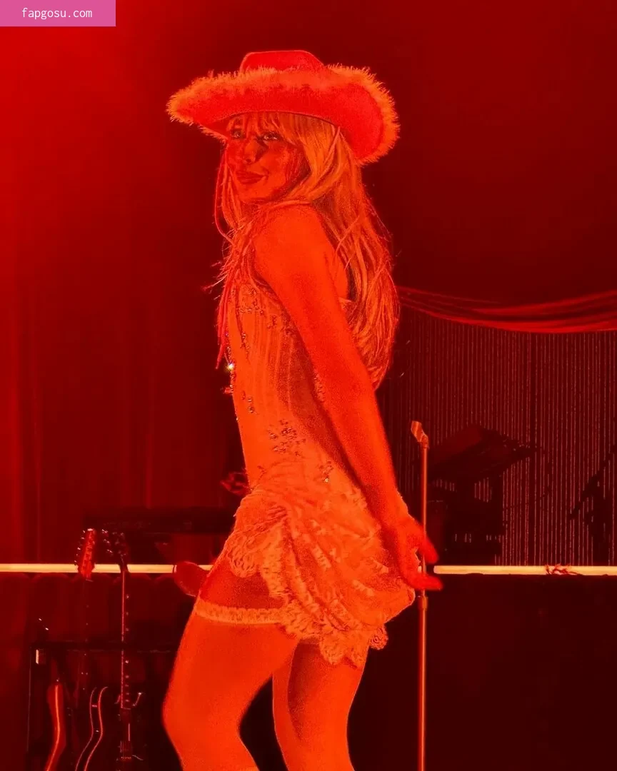 Sabrina Carpenter