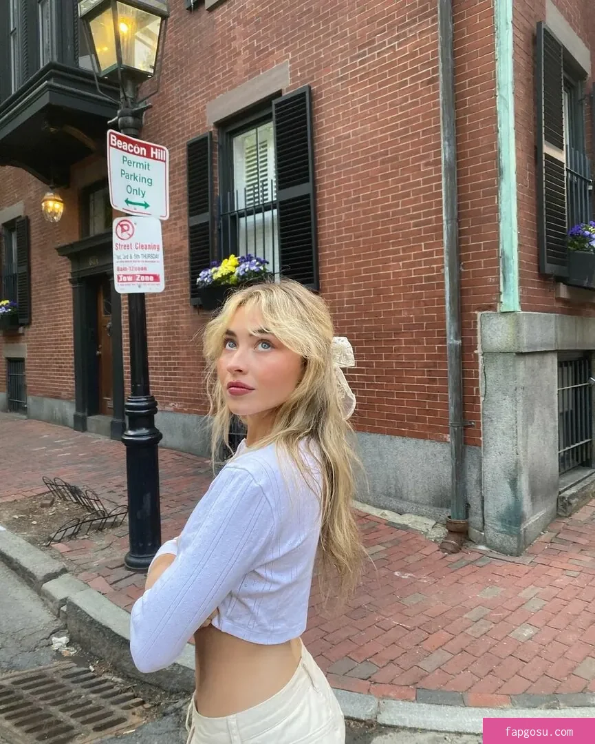 Sabrina Carpenter