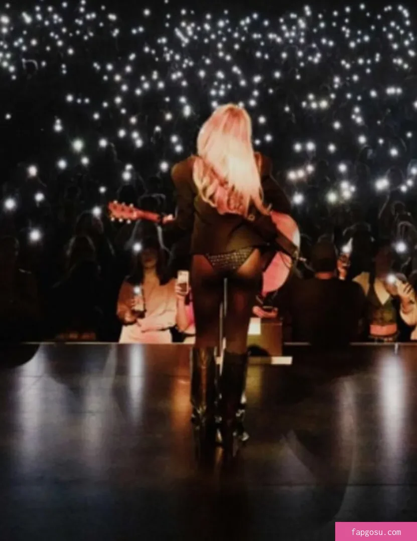 Sabrina Carpenter